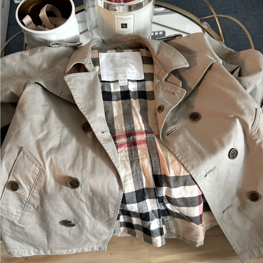 Burberry Trench Coat | Size 18 months | Belted | Hoodie included